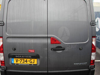 2018-renault-master-1404567-44911280
