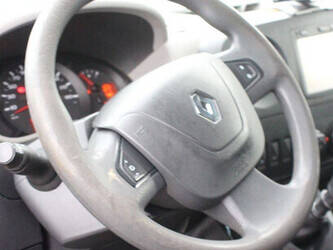 2018-renault-master-1404567-44911311