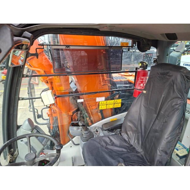 2016 Hitachi ZX170W-5B-44911492