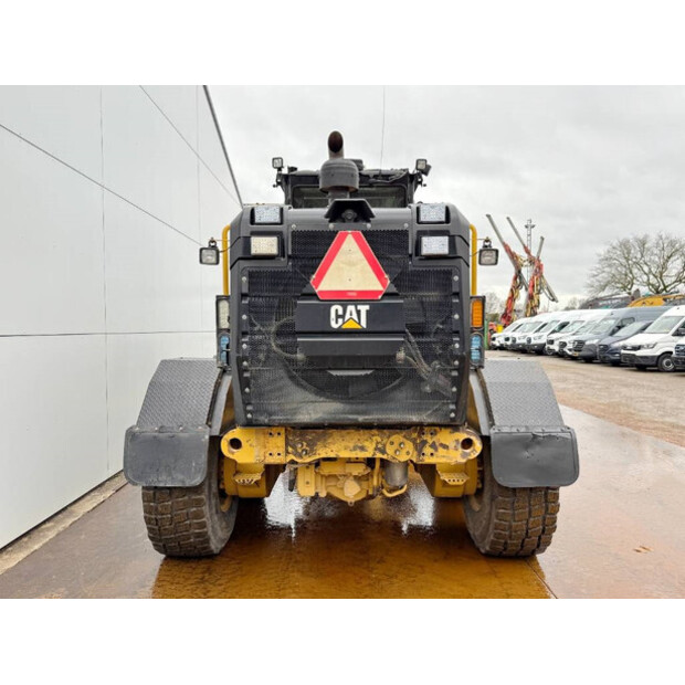 2018 Caterpillar 140M3-44911602