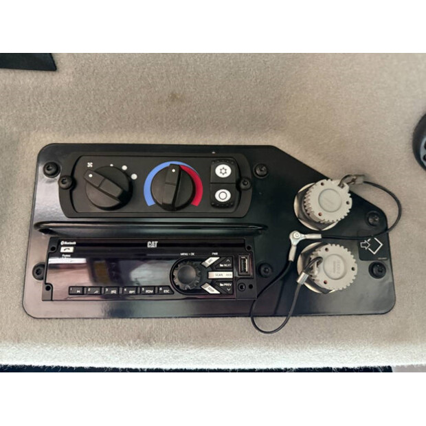 2018 Caterpillar 140M3-44911628