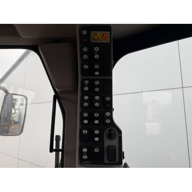 2018 Caterpillar 140M3-44911629