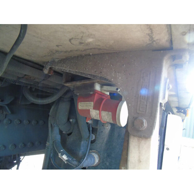 2014 داف CF 26.330 + CARRIER SUPRA + LOADLIFT-44912245