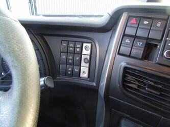 2017-iveco-stralis-480-1404596-44912287