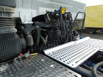 2017-iveco-stralis-480-1404596-44912296