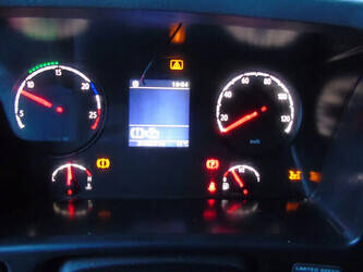 2010-scania-p360-1404598-44912379