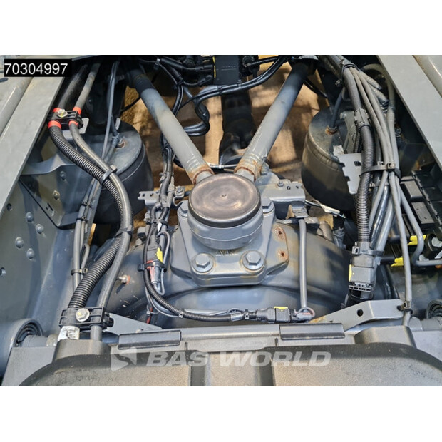 2021 داف XF 480-44912573