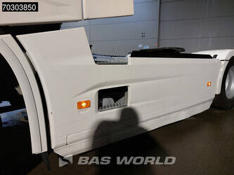 2015-renault-t520-1404604-44912615