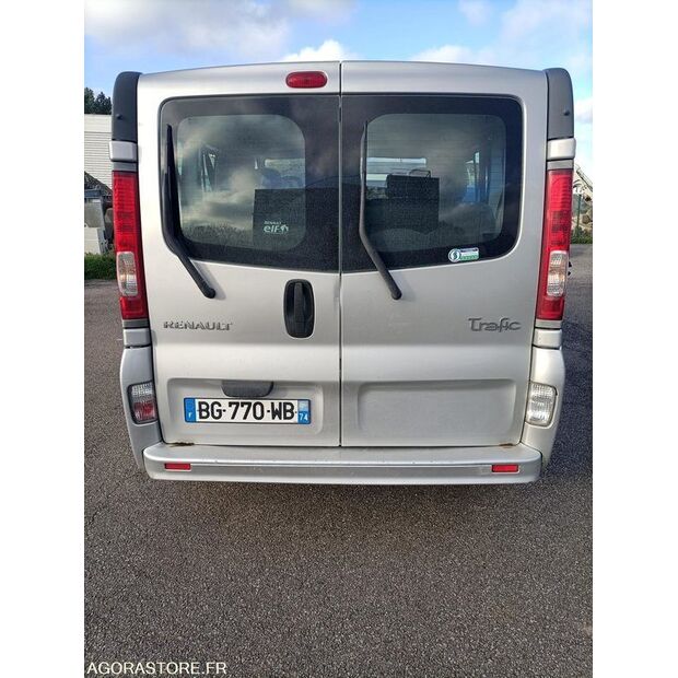 2011 Renault Trafic-44925476