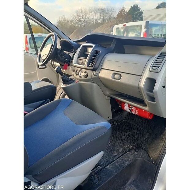 2011 Renault Trafic-44925479