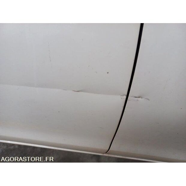 2016 بيجو 308-44925486