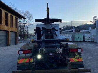 2011-renault-premium-1404284-44925569