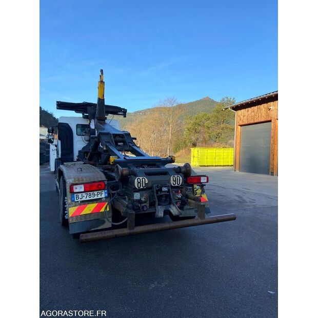 2011 Renault PREMIUM-44925570