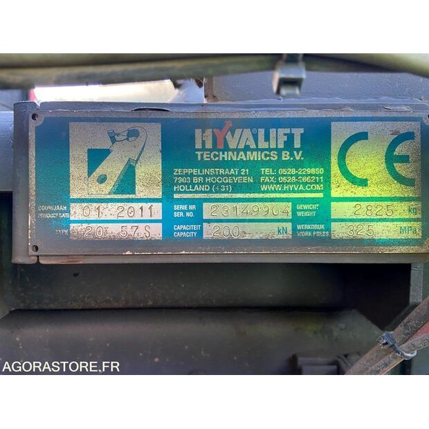 2011 Renault PREMIUM-44925575