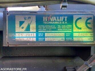 2011-renault-premium-1404284-44925575