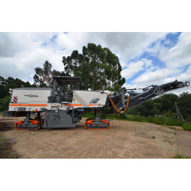 2017 فيرتجين W220-44925671