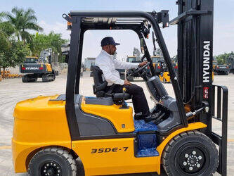 2026-hyundai-35de-7-44933511