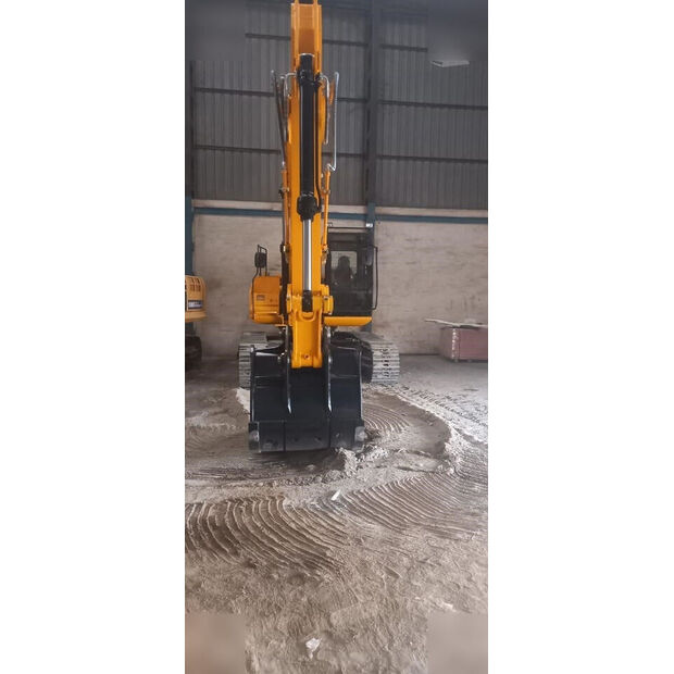 2026 JCB JS210 LC-44933771