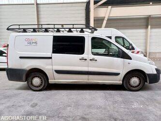 2011-citroen-jumpy-1404723-44938781