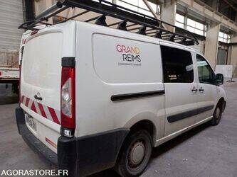 2011-citroen-jumpy-1404723-44938784