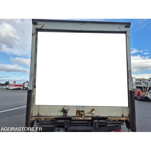 2004 Renault Midlum-44938819