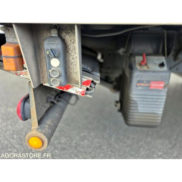 2004 Renault Midlum-44938831