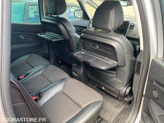 2020-renault-megane-1404735-44938930