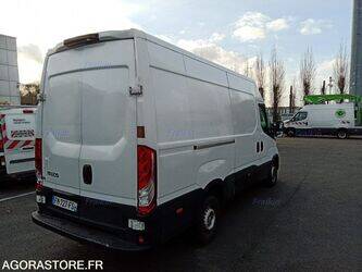 2019-iveco-35s14n-1404737-44938941