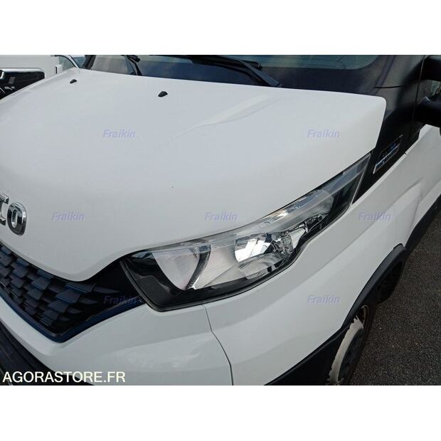 2019 Iveco 35S14N-44938945