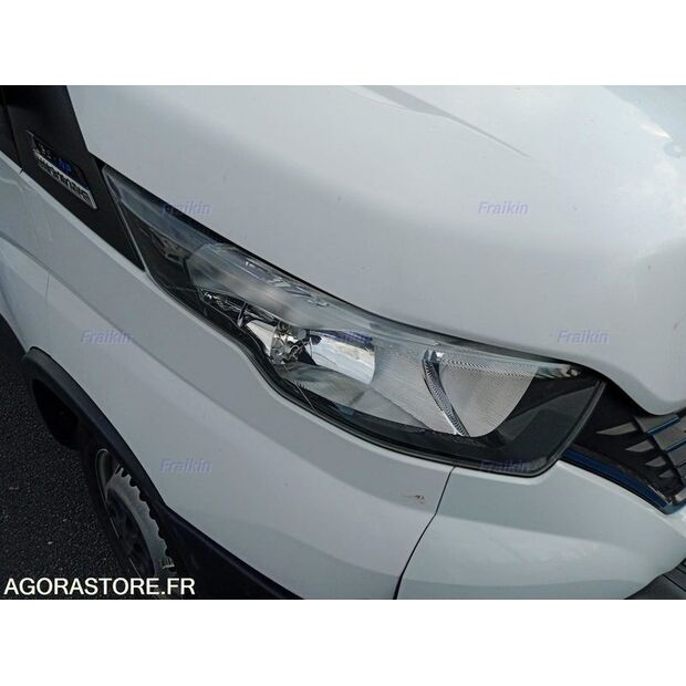 2019 Iveco 35S14N-44938947