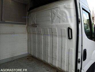 2019-iveco-35s14n-1404737-44938955