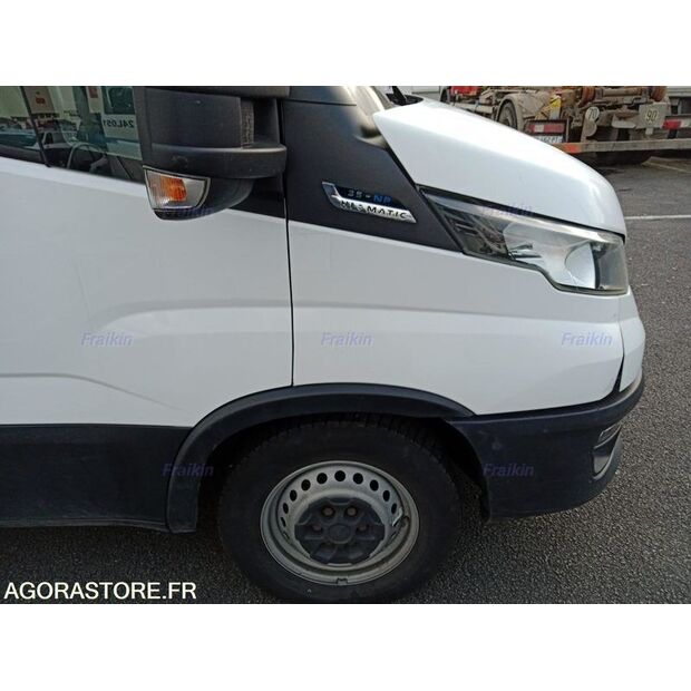 2019 Iveco 35S14N-44938961