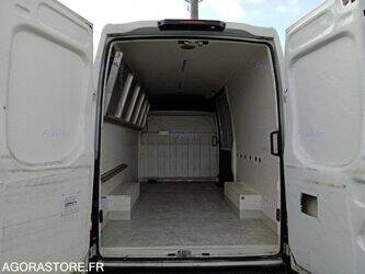 2019-iveco-35s14n-1404737-44938964