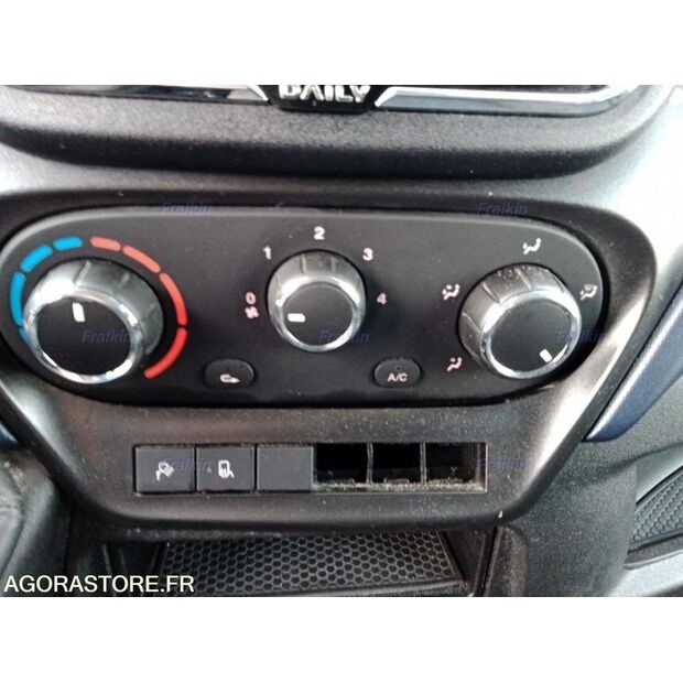 2019 Iveco 35S14N-44938978