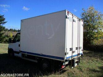 2013-iveco-daily-1404744-44939050