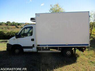 2013-iveco-daily-1404744-44939054