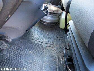 2013-iveco-daily-1404744-44939096