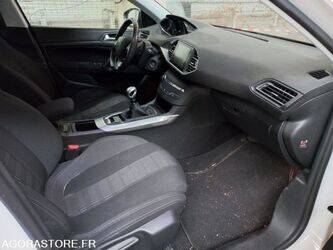 2016-peugeot-308-1404644-44939142