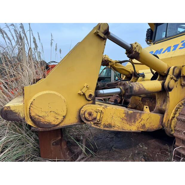 2018 Komatsu D375A-44939626