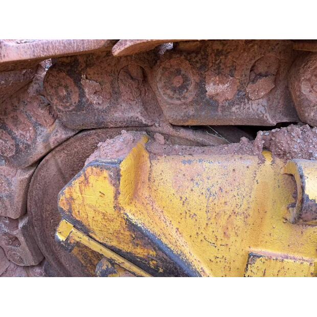 2018 Komatsu D375A-44939629