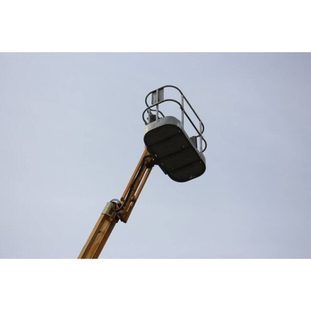 2005 NIFTY HR15NDE-44939858