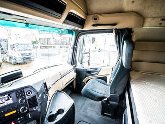 2019-mercedes-benz-actros-1848-ls-44939944