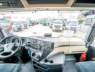 2019-mercedes-benz-actros-1848-ls-1404769-44939976