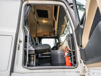 2019-mercedes-benz-actros-1848-ls-1404769-44939983