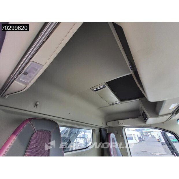 2021 فولفو FM 430-44940115