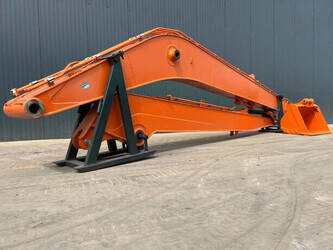 2025-hitachi-zx200-1404800-44940203