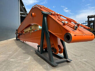 2025-hitachi-zx210-1404801-44940210