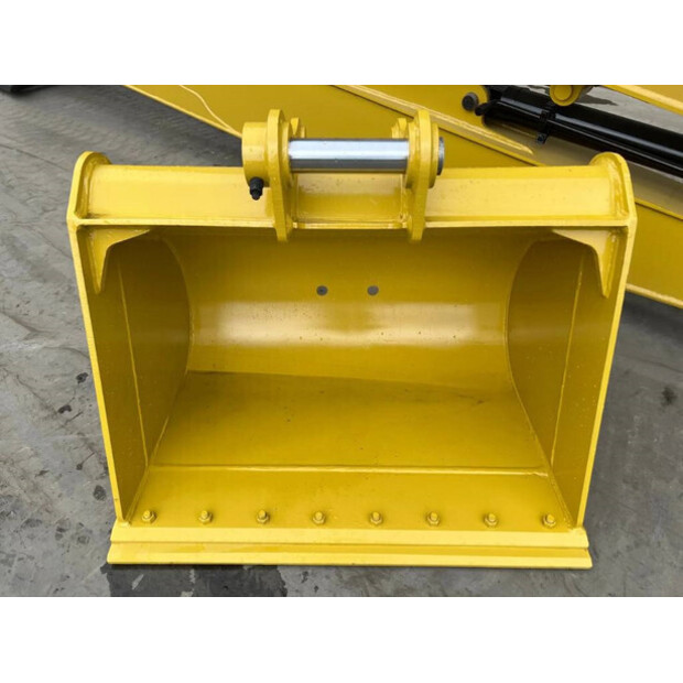 2025 Komatsu PC210-44940271