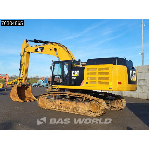 2018 Caterpillar 352F-44940740