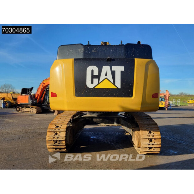 2018 Caterpillar 352F-44940741